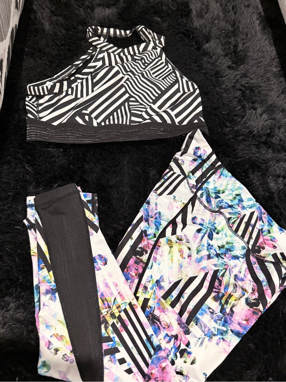 Victoria secret Nannette Black & Multicolor Floral-Stripe Active Set